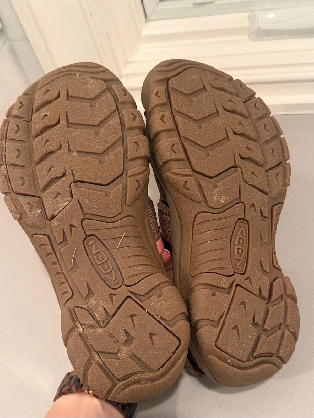 Keen Brown/Tan Closed-Toe Outdoor Sport Sandals